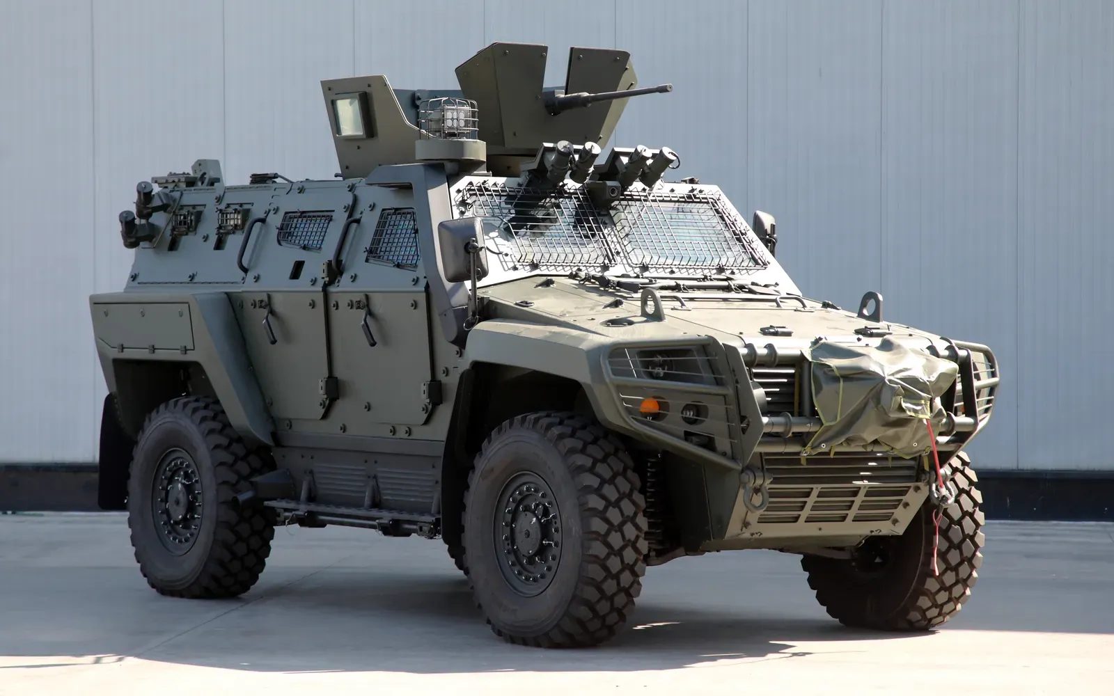 AIBAR 4×4 combat vehicle, studio view